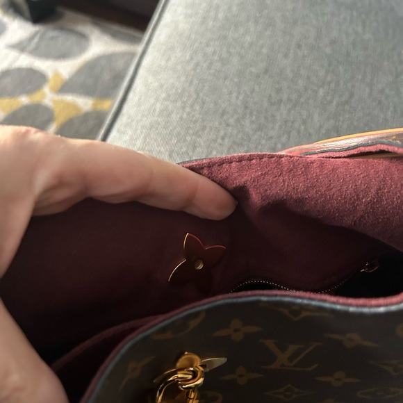 Louis Vuitton flower hobo bag. With box and bag. Receipt shown for reference. - Picture 8 of 15